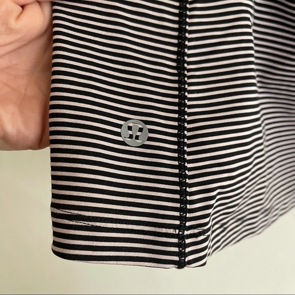 Lululemon• Super Sport Tank Bra Butterfly - Picture 5 of 12